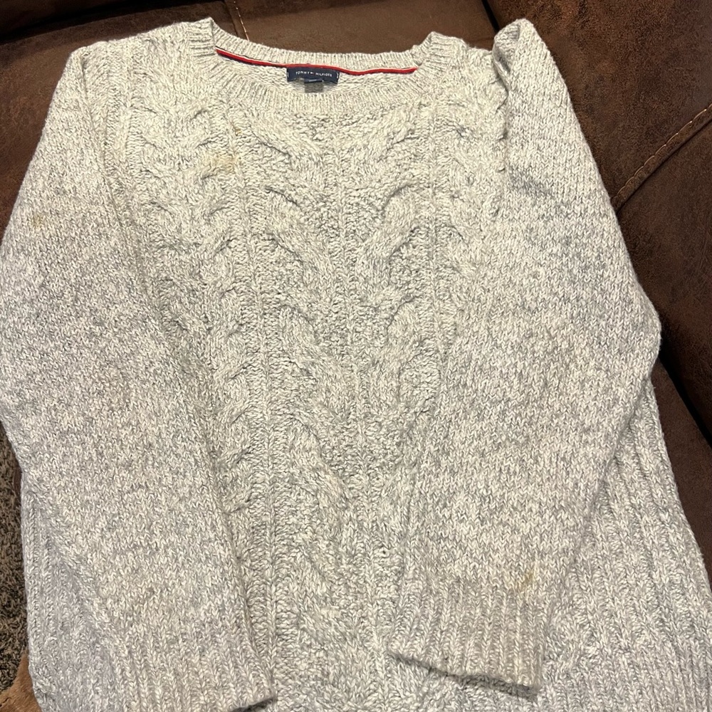 Tommy Hilfiger grey cable knit sweater